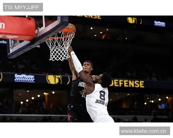 内史密斯表现稳健全场贡献12分1板1助1断助力球队胜利